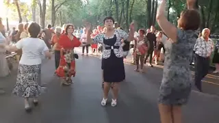 Клен зелений!!!Народные танцы,сад Шевченко,Харьков!!!