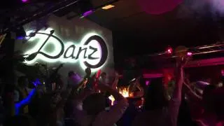 Chris Rox playing I'm coming home @ Latin Lovers strandclub Danz