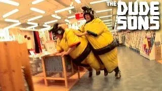 Supermarket Sumo Chaos - Busted By Guards!