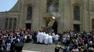 Irxoxt - Traditional run with the Risen Christ Statue - St. Sebastian Church, Qormi, Malta