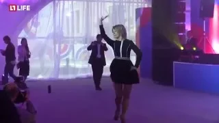 Захарова станцевала «Калинку» на саммите АСЕАН в Сочи. Весь танец!