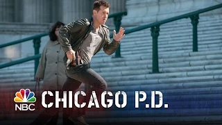 Chicago PD - Fight at the Museum (Episode Highlight)