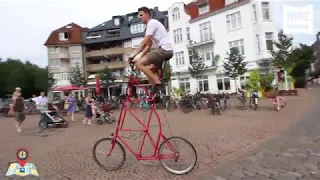 Hoch auf dem Sattel: Tallbikes in Oldenburg