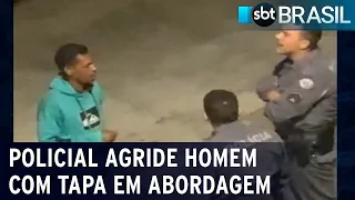 Policial agride homem com tapa durante abordagem em SP | SBT Brasil (09/12/21)