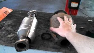 Comparing OE part to aftermarket part Catalytic Converter