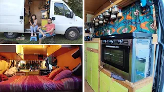 #30 Vivir en Pareja en una Camper: nos muestran su Casita con Ruedas | Al Son de mi Furgón