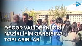 Əsgər valideynləri Müdafiə Nazirliyinin qarşısında aksiya keçiriblər - İrəvanda GƏRGİNLİK