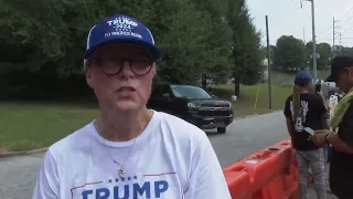 Trump supporters speak out for Trump outside Georgia jail