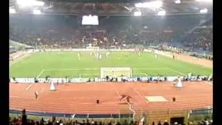 Roma Bordeaux - Stadio esulta al goal di Totti