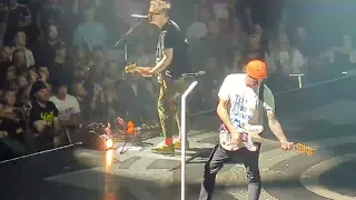 Blink 182 - Whats my age again? Live - Toronto Scotiabank Arena May 11 2023 (4K)