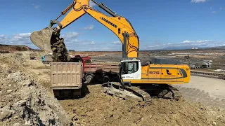 Liebherr 976 Excavator Loading Trucks - Sotiriadis/Labrianidis Mining Works