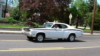 Plymouth Duster Burnout 2011