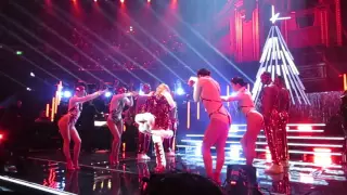 2015 Dec 11th - Kylie Minogue  "Can't Get You Out Of My Head" *CLIP* Albert Hall