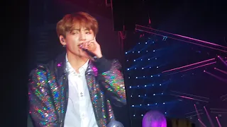 BTS - Airplane pt.2 Live @ 'LOVE YOURSELF' TOUR IN PARIS 20181020