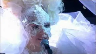 Lady Gaga piano and voice solo Telephone, Dance In The Dark (Live Brit Awards 2010).avi