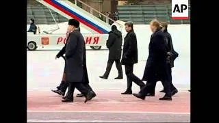 German Chancellor arrives for meeting with Putin