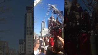 Le Scaphandrier géant de Nantes se déplace au coeur de Montréal