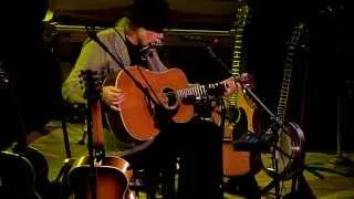 Neil Young - Heart of Gold - Live at Massey Hall