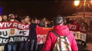 Болельщики "Манчестер Юнайтед" устроили фанатский марш в Одессе 1