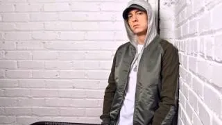 Eminem - Moving On ft. Tinie Tempah