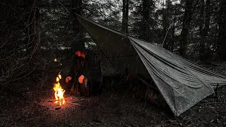2 DAY SOLO RAINSTORM BUSHCRAFT CAMPING IN HEAVY THUNDERSTORM