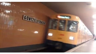 Einfahrt F79 Güntzelstraße auf der U9 der Berliner U-Bahn