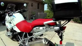 2010 BMW R 1200GS ORIGINAL VS AKRAPOVIC SLIP-ON