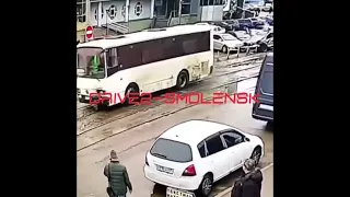 ‼️Видео момента массового ДТП возле ТЦ Байкал‼️г. Смоленск