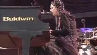 Evanescence - Breathe No More - Live at Rock am Ring 2004 [HD]