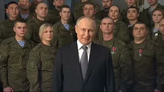 Новогоднее обращение Президента РФ В.В.Путина с военными (Первый Канал, 31.12.2022-01.01.2023)