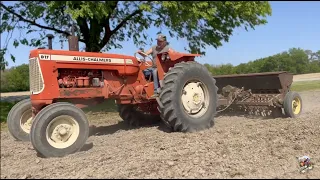 Planting Soybeans like its 1963 | Allis Chalmers D17 Tractor & Oliver Superior Grain Drill