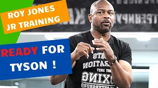 *Roy Jones JR* workout, preparing for fight vs "IRON" Mike TYSON (incredible speed moves at 51!)