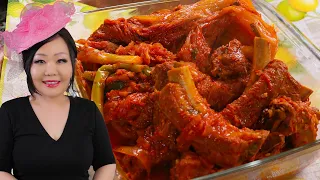 Kimchi pork ribs (Deungalbi-kimchijjim: 등갈비김치찜)