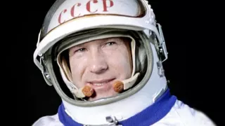 18 марта 1965 года Алексей Леонов впервые в мире вышел в открытый космос