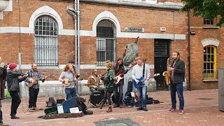 İrlanda sokak müzik leri