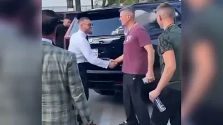 Conor McGregor Meets Stephen Wonderboy Thompson