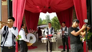 SULOLA GURUHI YAXSHI KUNLARIZDA SIZ BILAN BIRGA