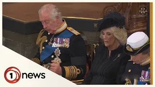 Touching moments at Queen’s funeral bring tears to millions