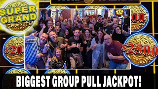 😱 MY BIGGEST GROUP PULL JACKPOT EVER! 🥳 $13,500 In 🤑 Super Grand Chance 💸 STRAT Vegas #ad