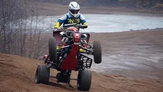 Dodging Ice Puddles on my Raptor 700