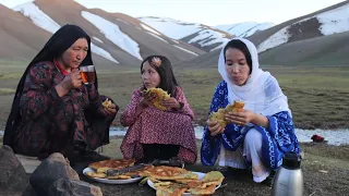 Harvesting Wild Vegetables and Cooking Rural Style Food | Traditional Life| Afghanistan Village life