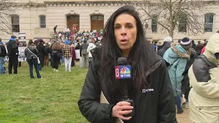 Anti-abortion supporters rally downtown