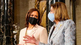 Historic moment as US president appears alongside two women while delivering joint session