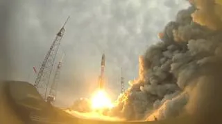Atlas V rocket launch in slow motion with MUOS-2