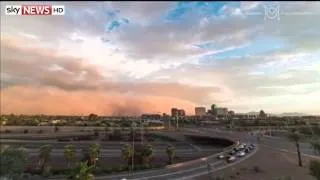 Huge Dust Storm Engulfs Phoenix