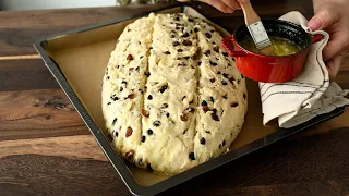 The Naumburger Stollen from 1894 from an antique cookbook.