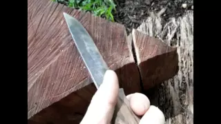 Нож кованный в работе
