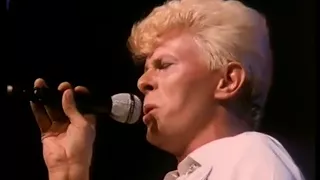 David Bowie sings 'Imagine'   a tribute to John Lennon