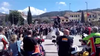 Castiglion Fiorentino(Ar), il monumento per Fabrizio Meoni