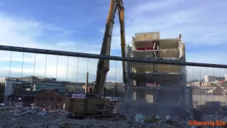 Caterpillar 365C High Reach Excavator Demolition Part 2